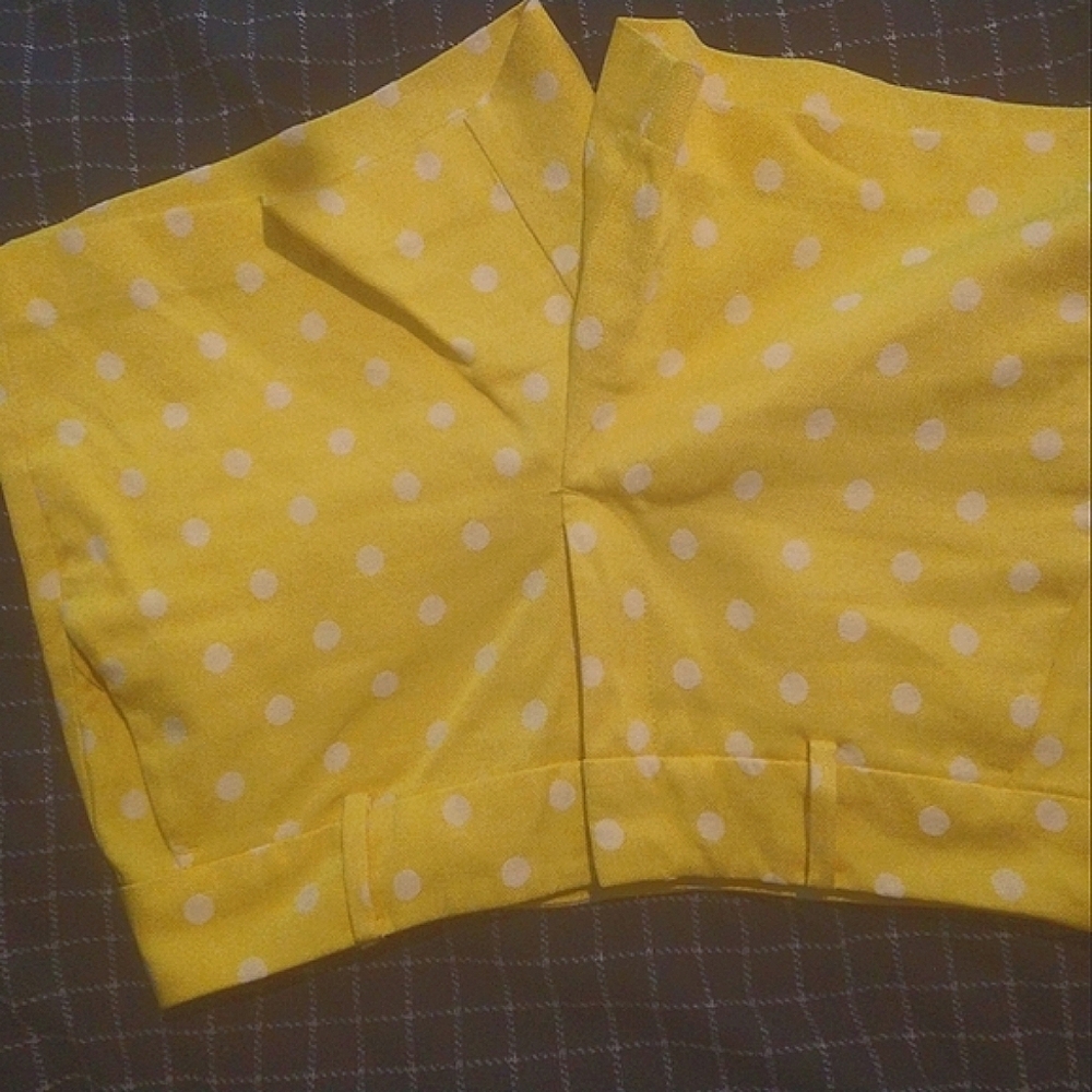 Polka dot Banana republic shorts